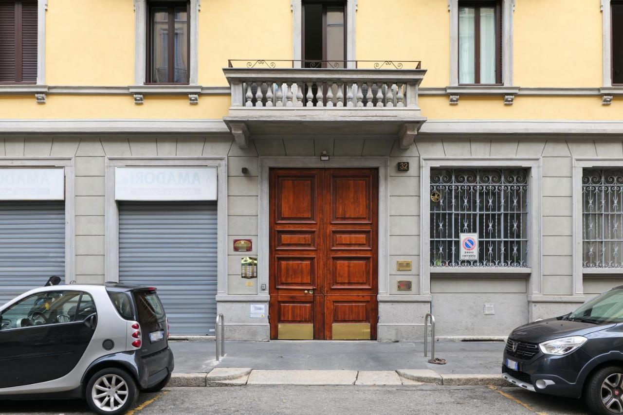 Elegant P.Venezia Attic Apartment Milan Exterior photo