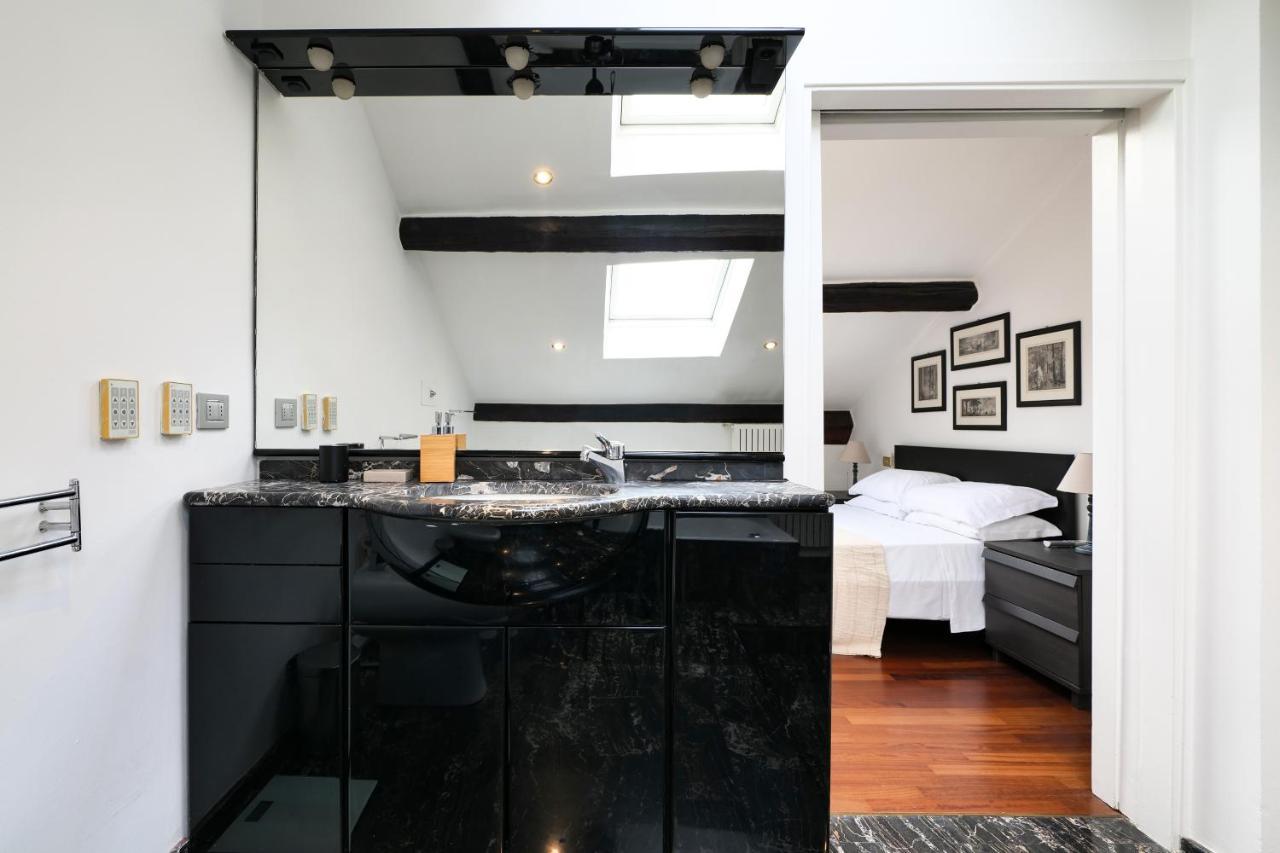 Elegant P.Venezia Attic Apartment Milan Exterior photo
